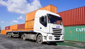 Plateaux-Port-Container.-300x172